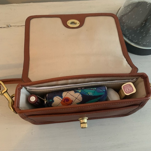 Coach Legacy 19914 Penny Purse Tan Brown Leather Crossbody Turnlock Bag Small - Picture 8 of 10